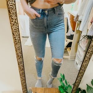 American Eagle Light Wash Highest Rise Jeans